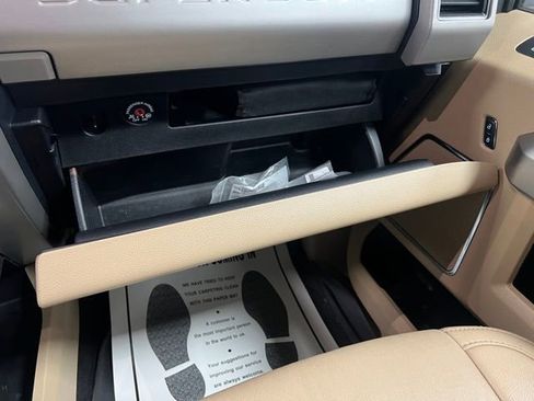 Used 2021 Ford F250 Lariat w/ Lariat Ultimate Package image 40