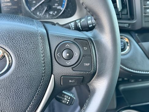 Used 2018 Toyota RAV4 Limited w/ All Weather Liner Package AWD/4WD image 23