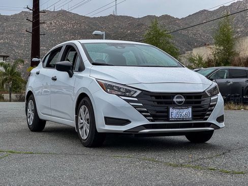New 2025 Nissan Versa S w/ Trunk Package image 2