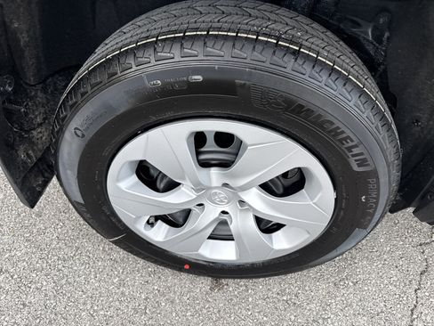 New 2025 Toyota RAV4 LE image 10