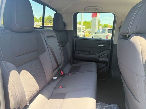 New 2026 Nissan Frontier SV AWD/4WD image 12