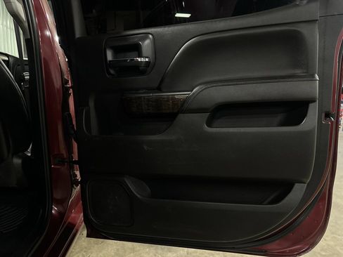 Used 2015 GMC Sierra 2500 Denali w/ Duramax Plus Package image 13