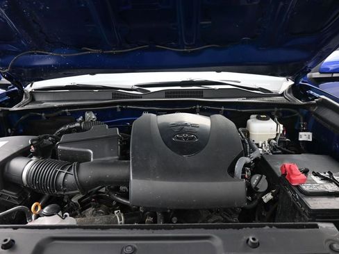 Used 2023 Toyota Tacoma TRD Off-Road image 23