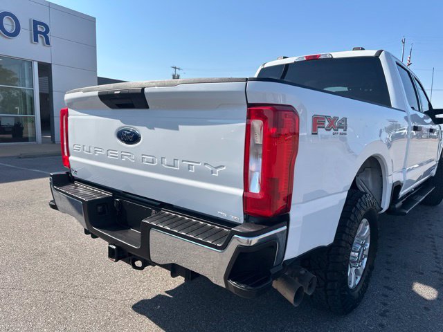 Used 2024 Ford F250 XLT w/ FX4 Off-Road Package AWD/4WD image 14