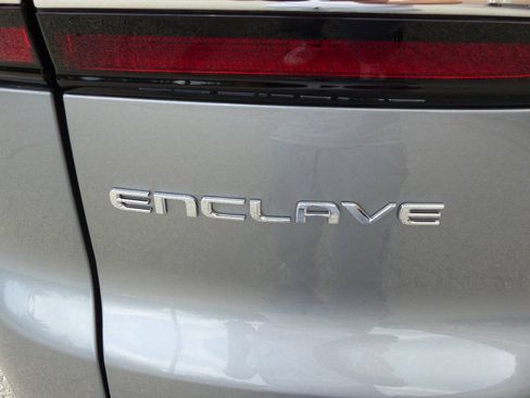Used 2026 Buick Enclave Preferred w/ LPO, Floor Liner Package FWD image 10