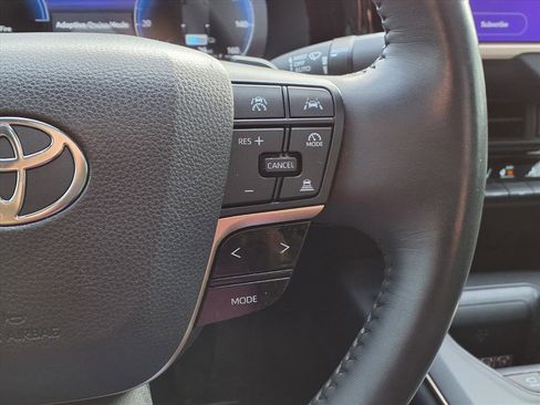 Used 2023 Toyota Crown Platinum image 20