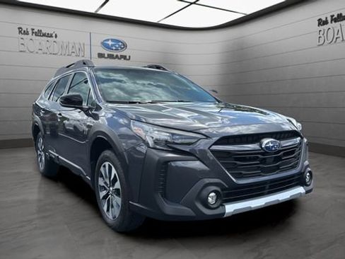 Used 2023 Subaru Outback Limited AWD/4WD image 2