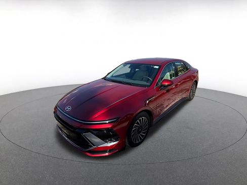 Used 2025 Hyundai Sonata SEL image 3