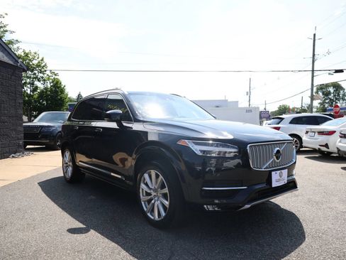 Used 2016 Volvo XC90 T6 Inscription w/ Vision Package AWD/4WD image 3