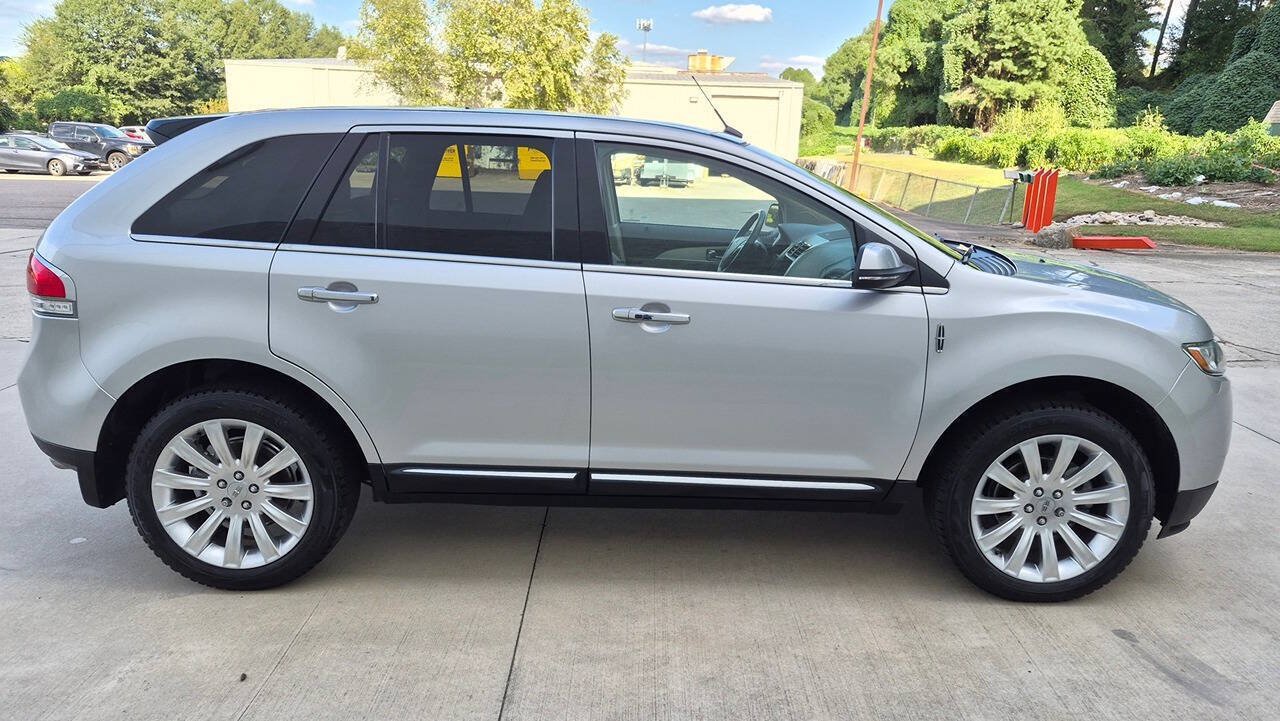Used 2015 Lincoln MKX AWD w/ Equipment Group 102A image 6