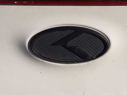 Used 2020 Kia Sportage LX image 16