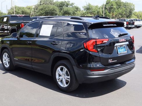 Used 2019 GMC Terrain SLE w/ Driver Convenience Package FWD image 7