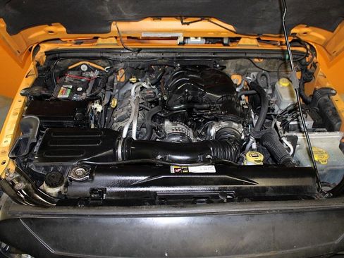 Used 2012 Jeep Wrangler Rubicon image 10