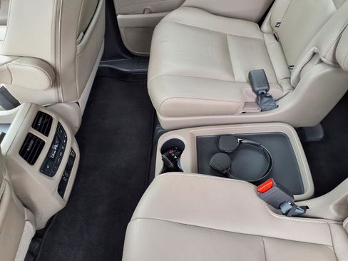 Used 2020 Honda Pilot Touring image 9