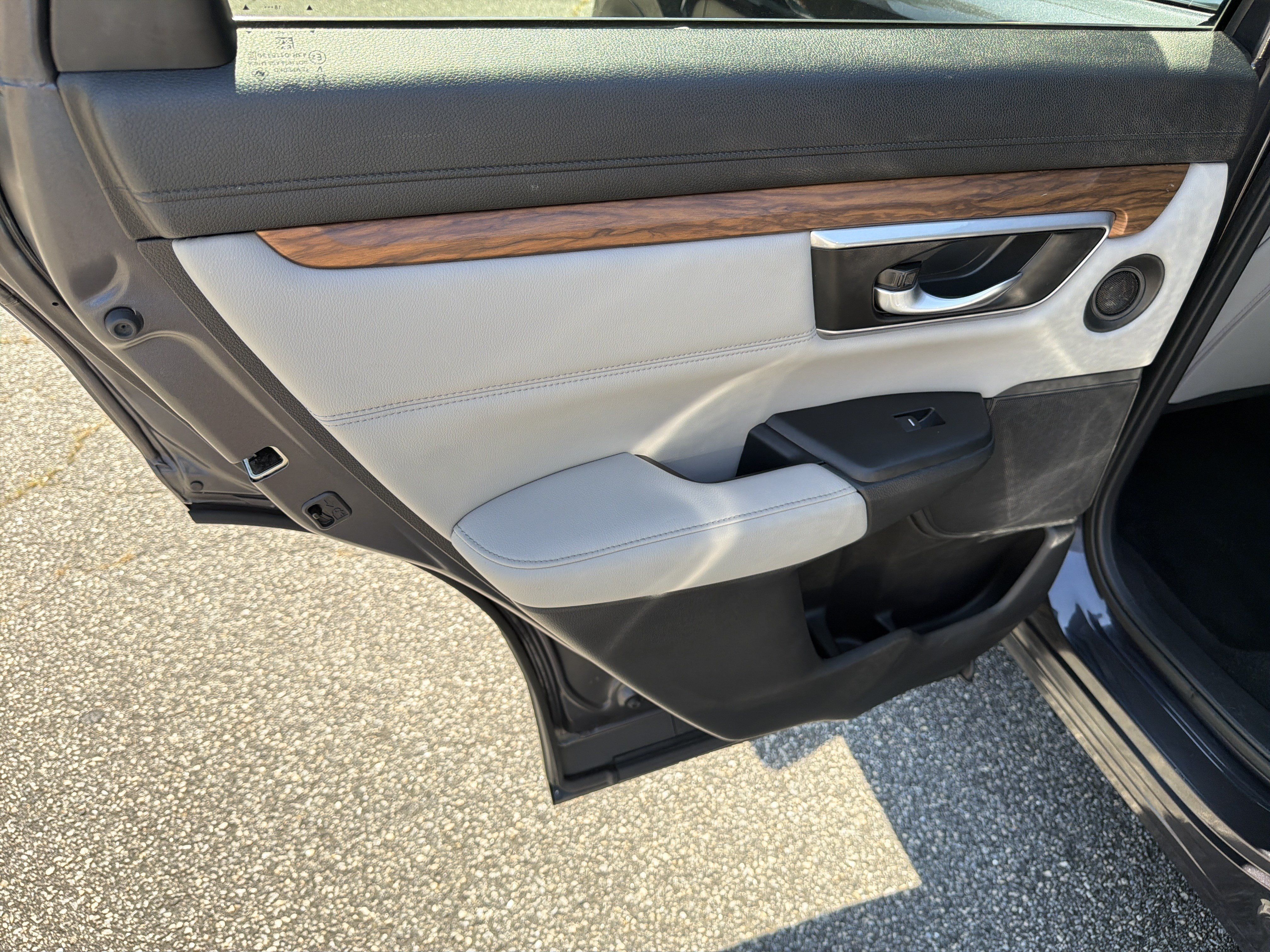 Used 2018 Honda CR-V EX-L image 21