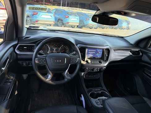 Used 2023 GMC Acadia AT4 w/ Preferred Package AWD/4WD image 14