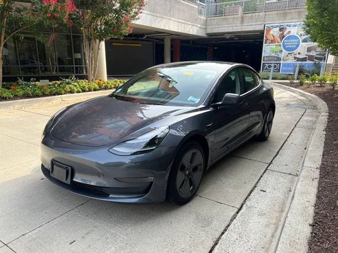 Used 2022 Tesla Model 3 Long Range AWD/4WD image 1