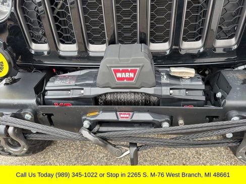 Used 2023 Jeep Gladiator Mojave w/ Cold Weather Group AWD/4WD image 36