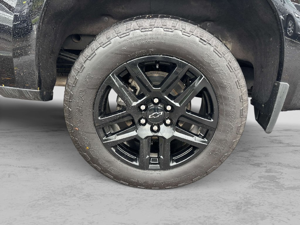 Used 2025 Chevrolet Silverado 1500 High Country w/ Midnight Edition AWD/4WD image 33