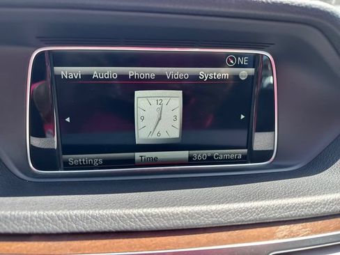 Used 2014 Mercedes-Benz E 250 BlueTEC Sedan image 31