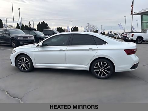 New 2026 Volkswagen Jetta SE image 11