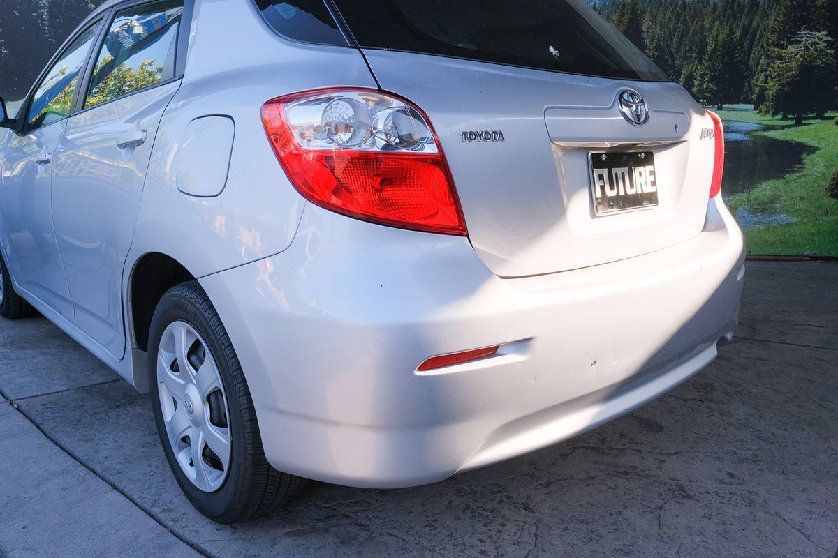 Used 2009 Toyota Matrix FWD image 32