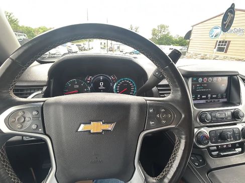 Used 2017 Chevrolet Tahoe Premier RWD image 34