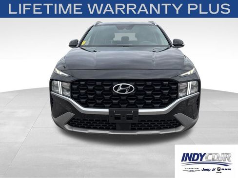 Used 2023 Hyundai Santa Fe SEL FWD image 2