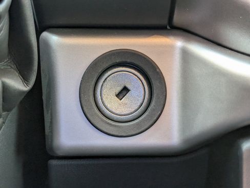 New 2024 Ford Expedition XL image 20