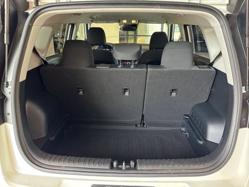 Used 2025 Kia Soul LX w/ LX Technology Package FWD image 29
