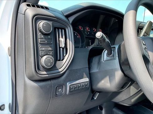 New 2026 Chevrolet Silverado 2500 W/T w/ WT Convenience Package AWD/4WD image 30