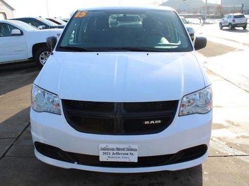 Used 2015 RAM C/V Tradesman image 2