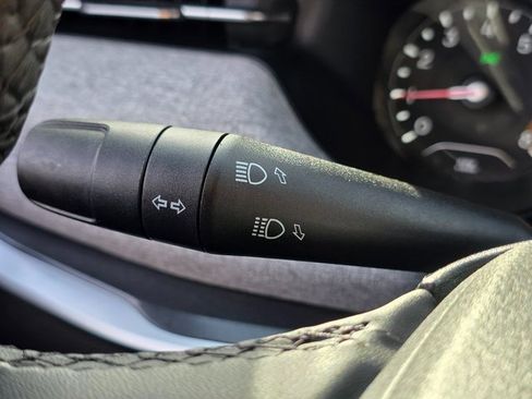 Used 2024 Jeep Compass Latitude image 36