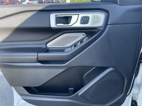 Used 2020 Ford Explorer ST w/ ST Street Pack image 20