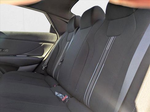 New 2025 Hyundai Elantra Sport image 18