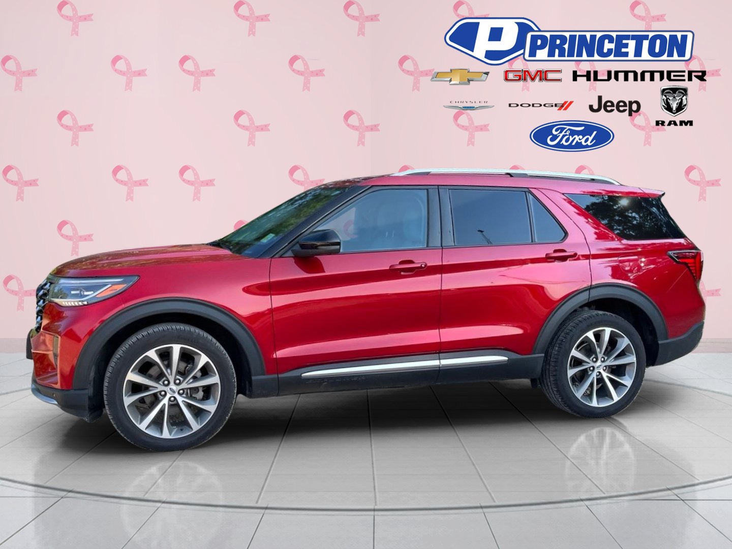 Used 2025 Ford Explorer Platinum w/ Ultimate Package AWD/4WD image 4