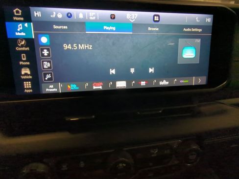 Used 2025 Jeep Gladiator Mojave w/ Convenience Group image 16