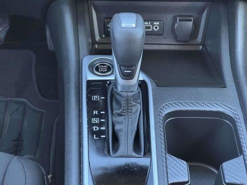 Used 2024 Nissan Sentra SV image 8