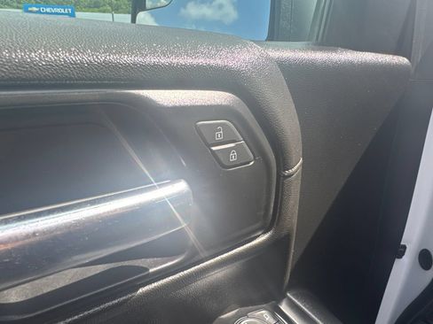Used 2019 Chevrolet Silverado 1500 LT w/ All-Star Edition AWD/4WD image 21