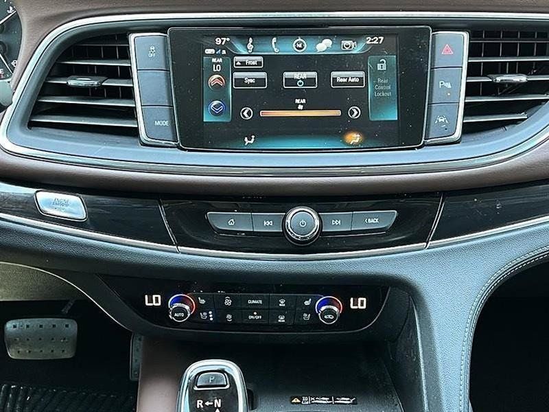Used 2019 Buick Enclave Avenir w/ Avenir Technology Package FWD image 28