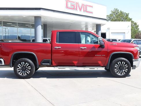 Used 2023 Chevrolet Silverado 2500 LTZ AWD/4WD image 7