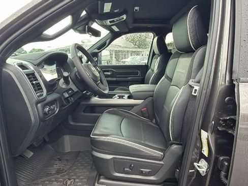New 2026 RAM 2500 Laramie AWD/4WD image 35