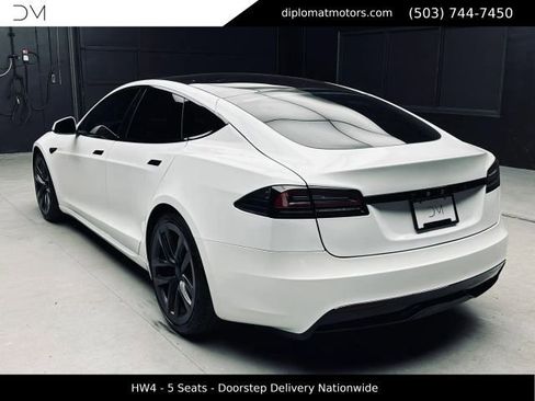 Used 2024 Tesla Model S AWD/4WD image 4