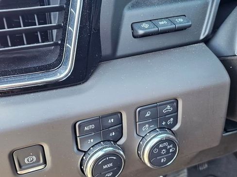 Used 2024 GMC Sierra 1500 Denali w/ Denali Reserve Package image 11