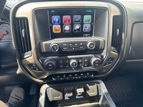 Used 2018 Chevrolet Silverado 1500 High Country AWD/4WD image 11
