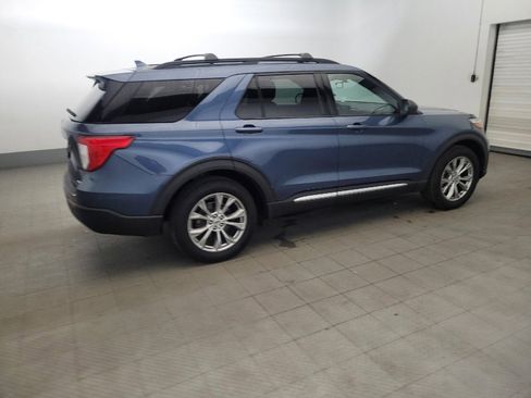 Used 2020 Ford Explorer XLT w/ Equipment Group 202A AWD/4WD image 10