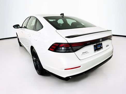 Used 2023 Honda Accord Sport image 6