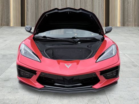 Used 2021 Chevrolet Corvette Stingray Premium Conv w/ Z51 Performance Package RWD image 15