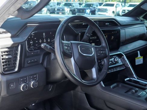 Used 2024 GMC Sierra 2500 Denali Ultimate image 22