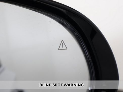 Used 2023 Hyundai Santa Fe Limited image 8